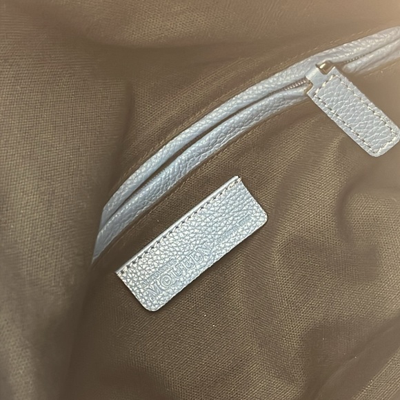 Authentic folding blue leather Alexander McQueen clutch with silver skull - Picture 11 of 13